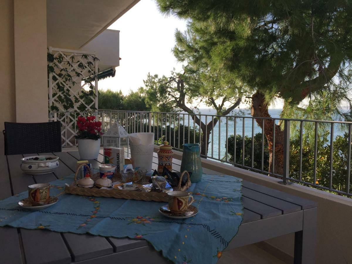 B&B Viadelmare Patù Eksteriør billede