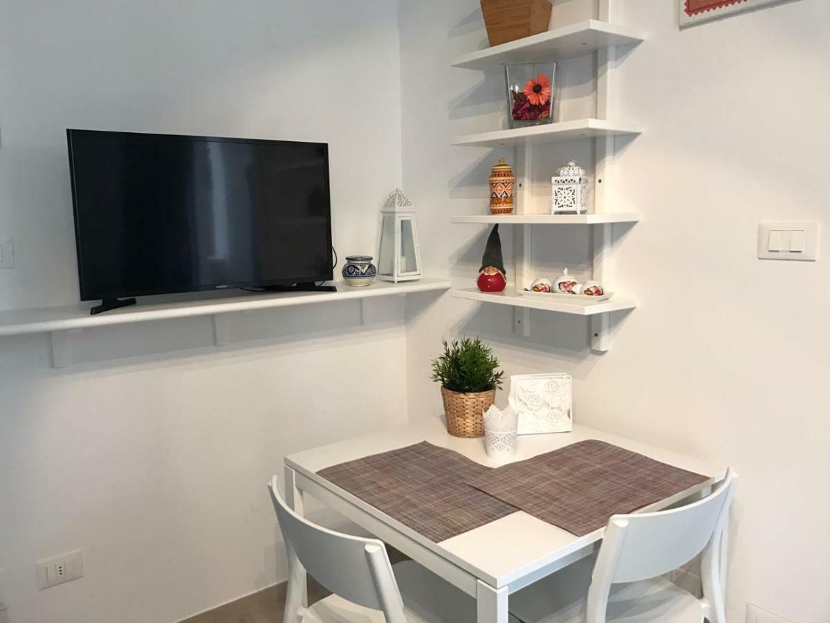 B&B Viadelmare Patù Eksteriør billede