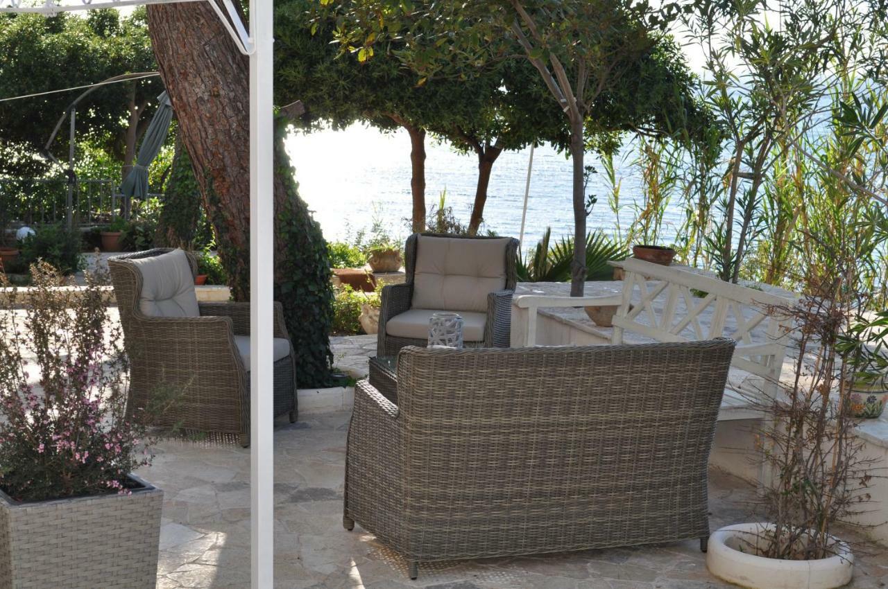 B&B Viadelmare Patù Eksteriør billede